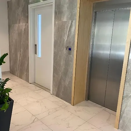 Oasis Residences Limassol * 利马索尔