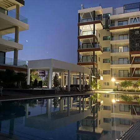 Oasis Residences Limassol 公寓式酒店 利马索尔