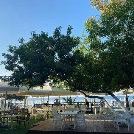 公寓式酒店 Oasis Residences Limassol *